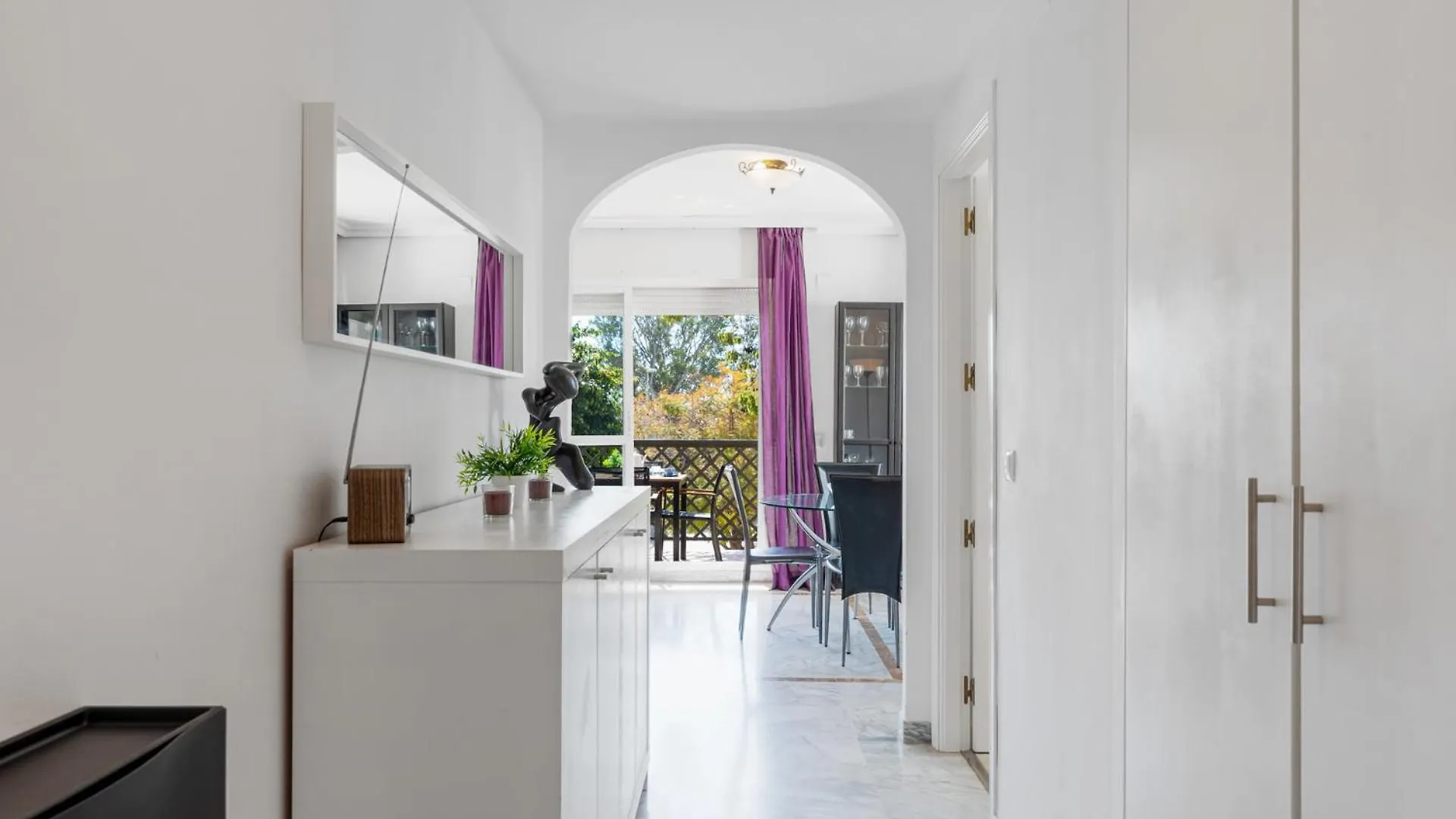 Apartment Beautiful Place Near To Puerto Banus Marbella